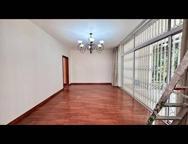 3 BEDROOM PROPERTY TO RENT IN SANDHURST